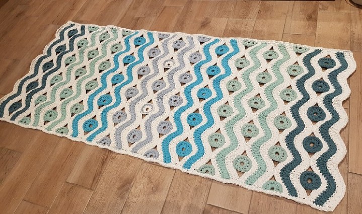 Wellenteppich mit Kreisen